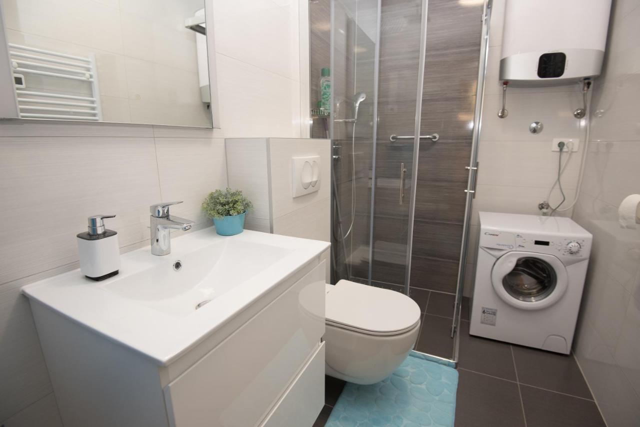 Luxury Studio Apartment Honeymoon Split Exterior foto