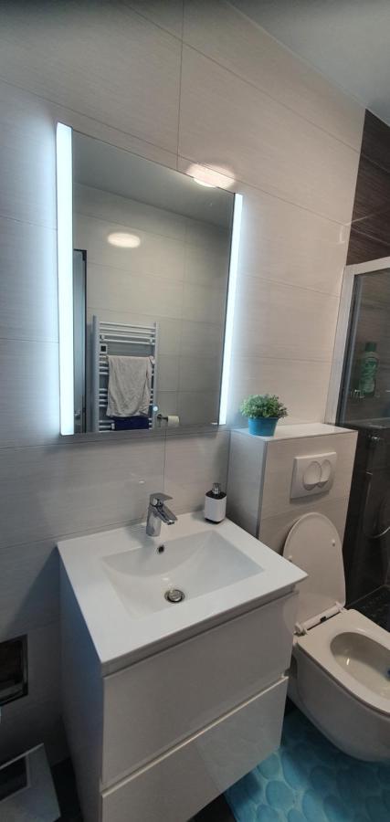 Luxury Studio Apartment Honeymoon Split Exterior foto